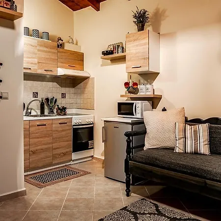 Kyriaki's Cozy * Agia Marina